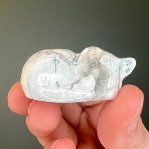 Druzy Agate Crystal Cat Carving